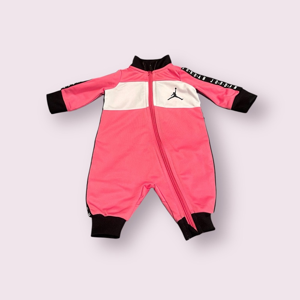 Newborn Baby Jordan Kids Pink Black And White Zip Up Track Suit One Piece NWT